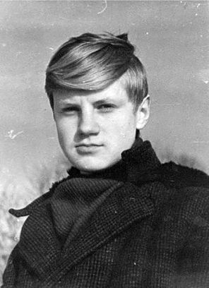 Сергей Миронов в старших классах школы, 1968 год