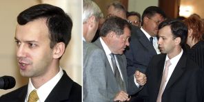 Министр по налогам и сборам РФ Геннадий Букаев (слева) и заместитель министра экономического развития и торговли РФ Аркадий Дворкович (справа) перед началом заседания правительства, 2001 год