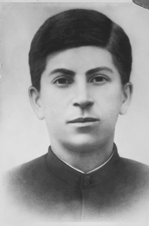 На фото: ученик Горийского духовного училища И.В. Джугашвили, 1894